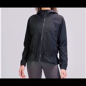 Lululemon Pack it up Jacket - size 12